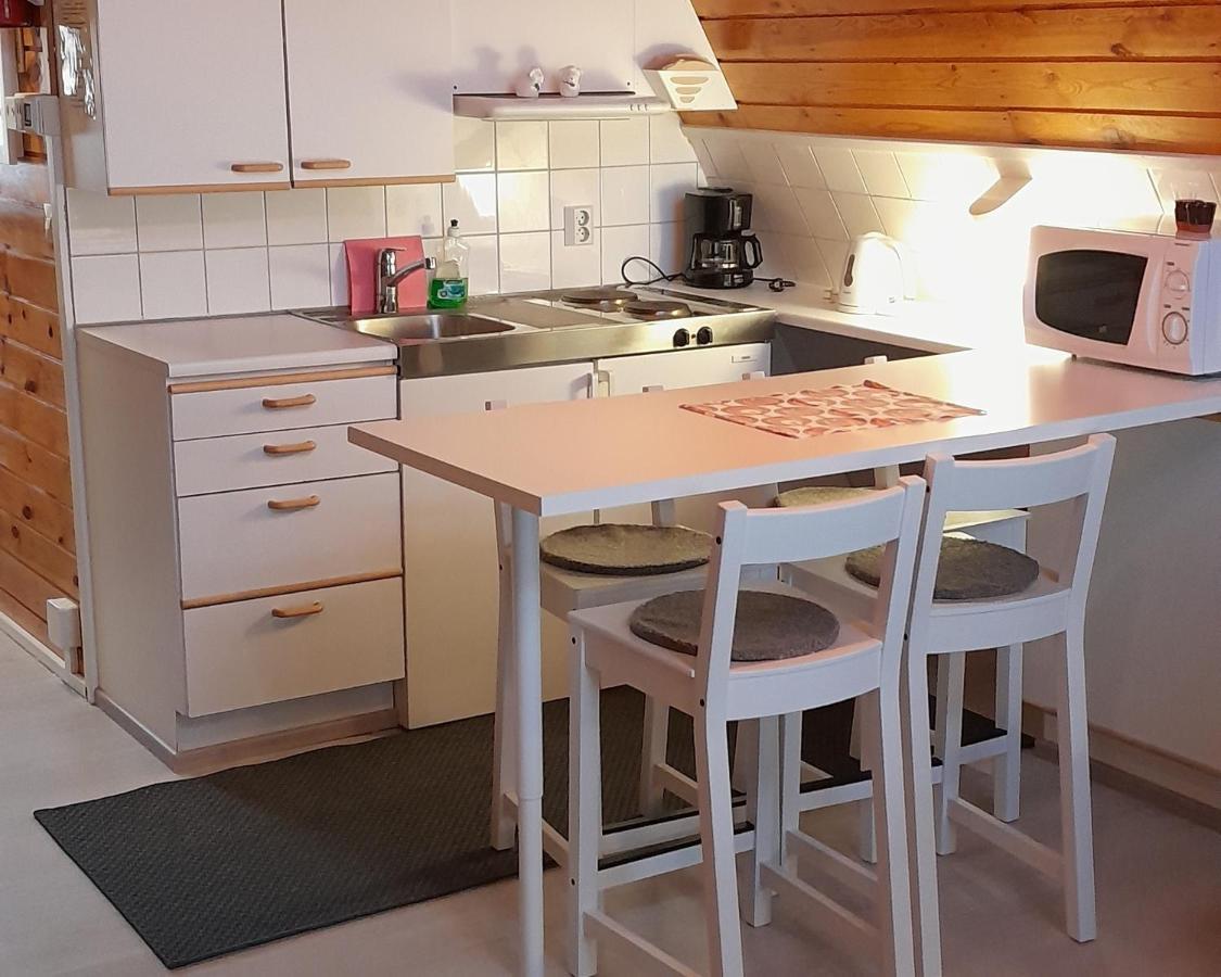 Ylitornio Karemajat Cottage Resort מראה חיצוני תמונה