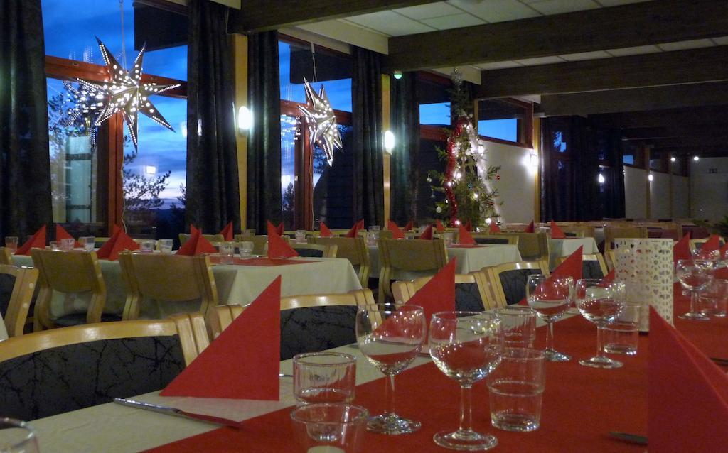 Ylitornio Karemajat Cottage Resort מראה חיצוני תמונה